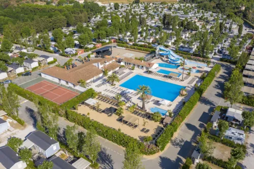 découvrez les atouts du camping saint maxime pour  : un cadre naturel exceptionnel, des activités variées et des services de qualité pour des vacances inoubliables.