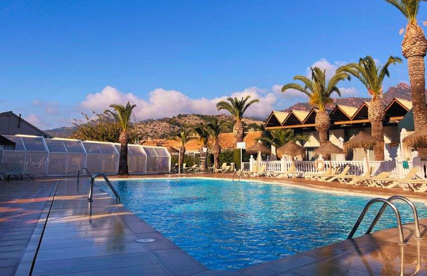 découvrez notre guide complet du camping naturiste en espagne, avec conseils, meilleures adresses et informations pratiques pour un séjour en harmonie avec la nature.