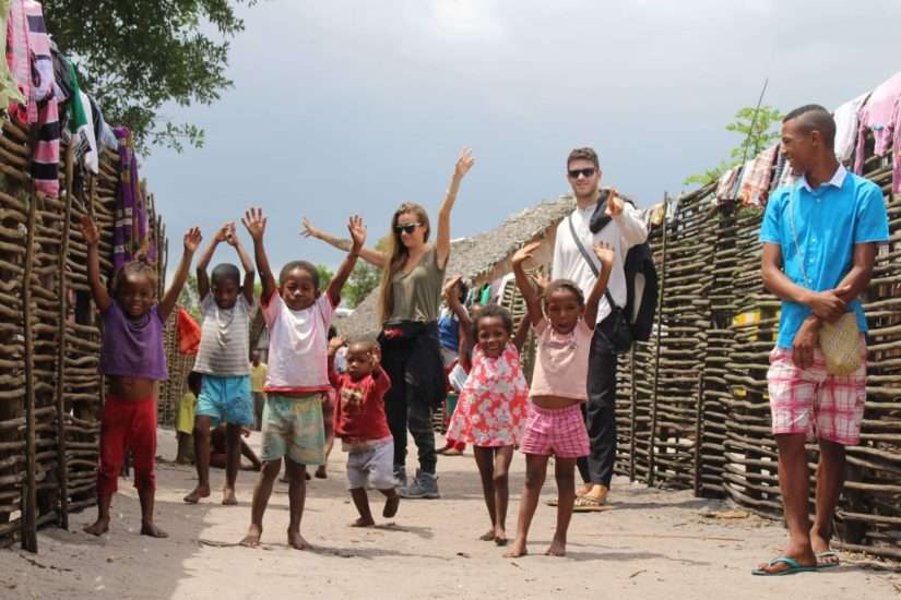 découvrez les principaux dangers à connaître lors de vos vacances à madagascar pour préparer votre voyage en toute sécurité.