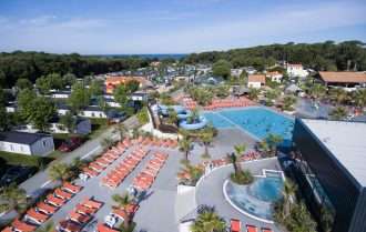 découvrez notre guide complet du camping aux herbiers pour profiter pleinement de la nature, des activités en plein air et des meilleurs emplacements de la région.