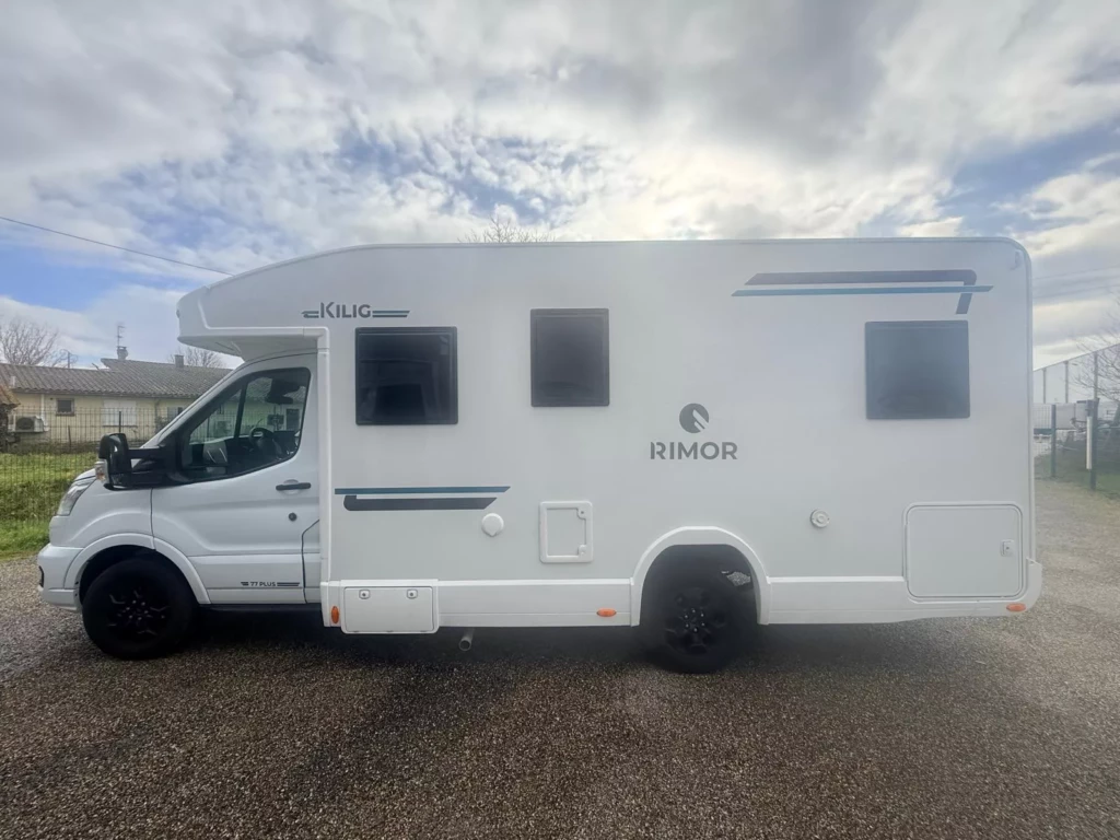 découvrez les modèles innovants de camping-cars mc louis, alliant confort, design et technologie pour vos voyages en toute liberté.