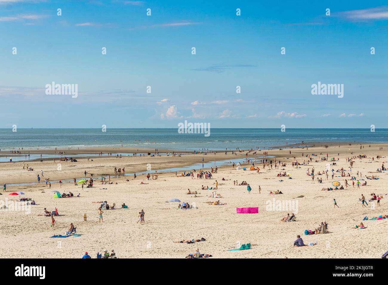découvrez des activités à faire à stella-plage les jours de pluie pour toute la famille : musées, loisirs couverts, restaurants chaleureux et bien plus encore.