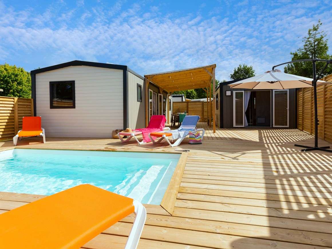 découvrez nos campings avec piscine privée pour des vacances intimistes et relaxantes. profitez du confort et de la tranquillité au cœur de la nature.