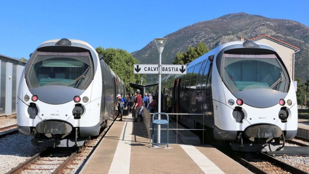 découvrez les tarifs des trains et nos conseils pratiques pour voyager entre ajaccio et calvi en corse. optimisez votre trajet avec des astuces pour économiser et profiter pleinement de votre voyage.